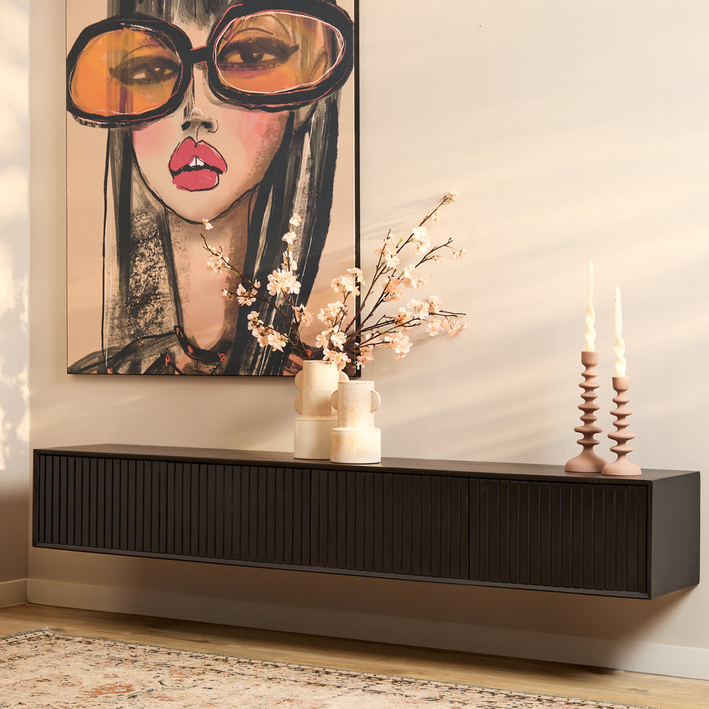 TV-Board Mandy Schwarz – schwebendes Lowboard aus Mangoholz mit Lamellen & Push-to-Open, 200 x 35 x 30 cm