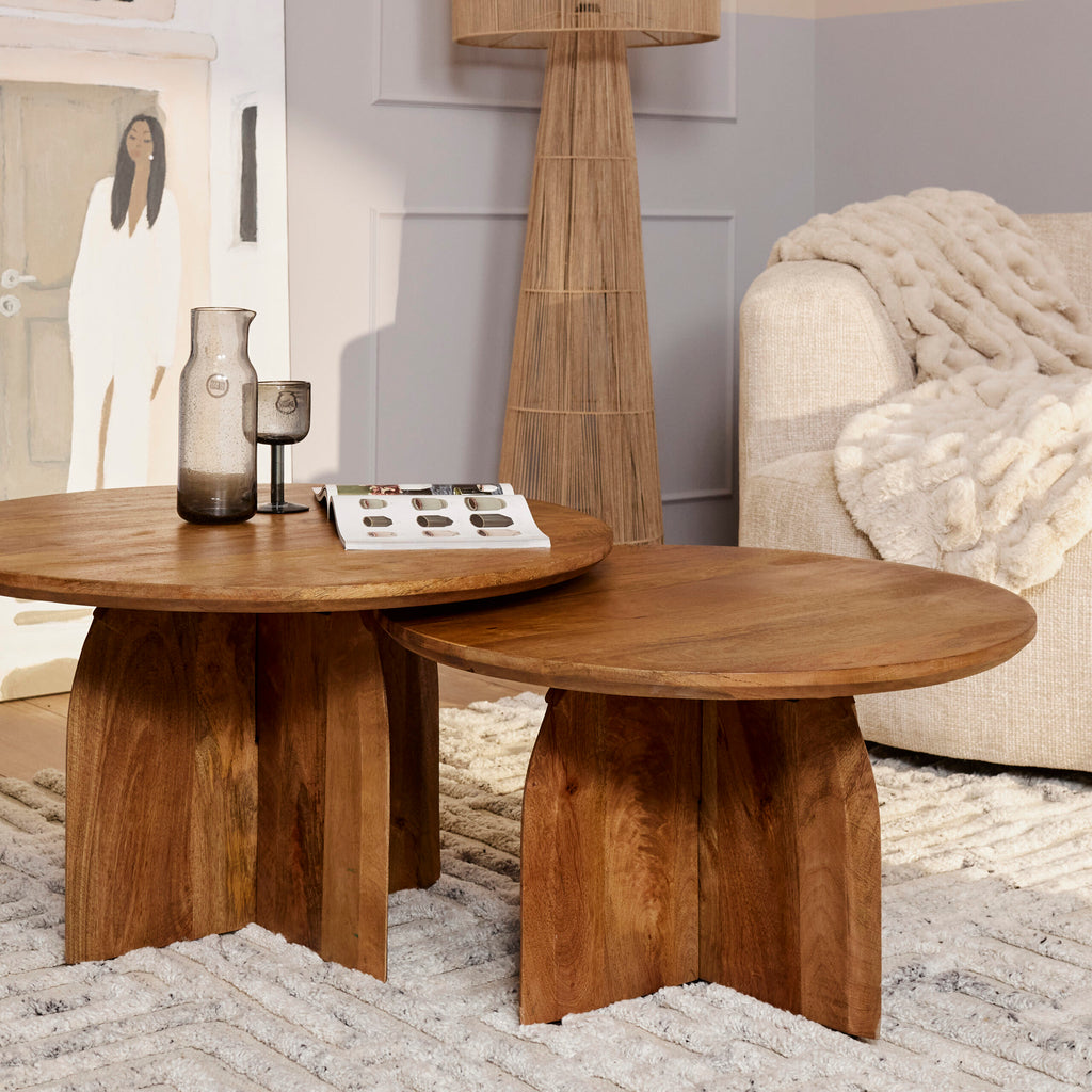 Couchtisch TeyTey 70x70x40 cm – runder Tisch aus massivem Mangoholz, natur, robust & zeitlos
