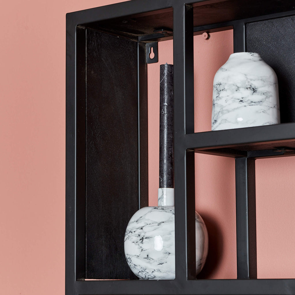 Wandregal Sydney – Regal aus schwarzem Mangoholz & Metallgestell, 75×16×75 cm, modernes Hängeregal im Industrial-Design
