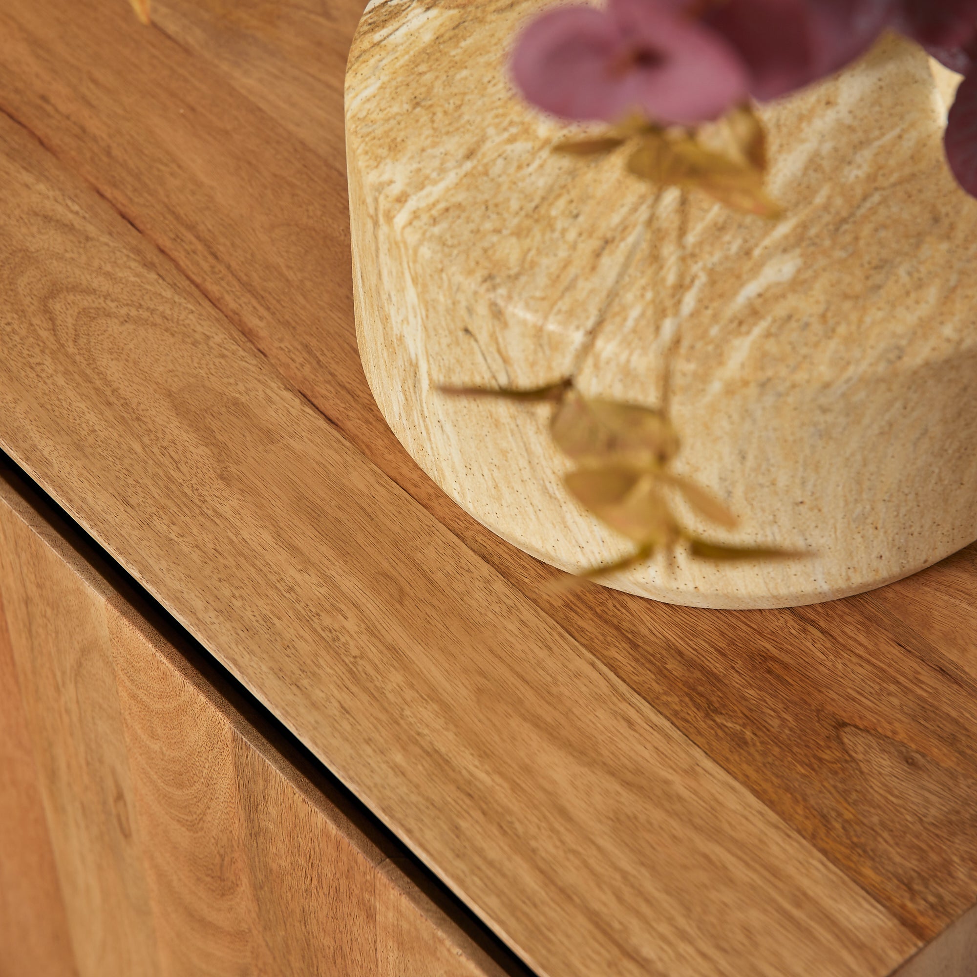 Kommode Rois – Sideboard aus Mangoholz & Metall mit Tür und 3 Schubladen, 100 x 45 x 85 cm