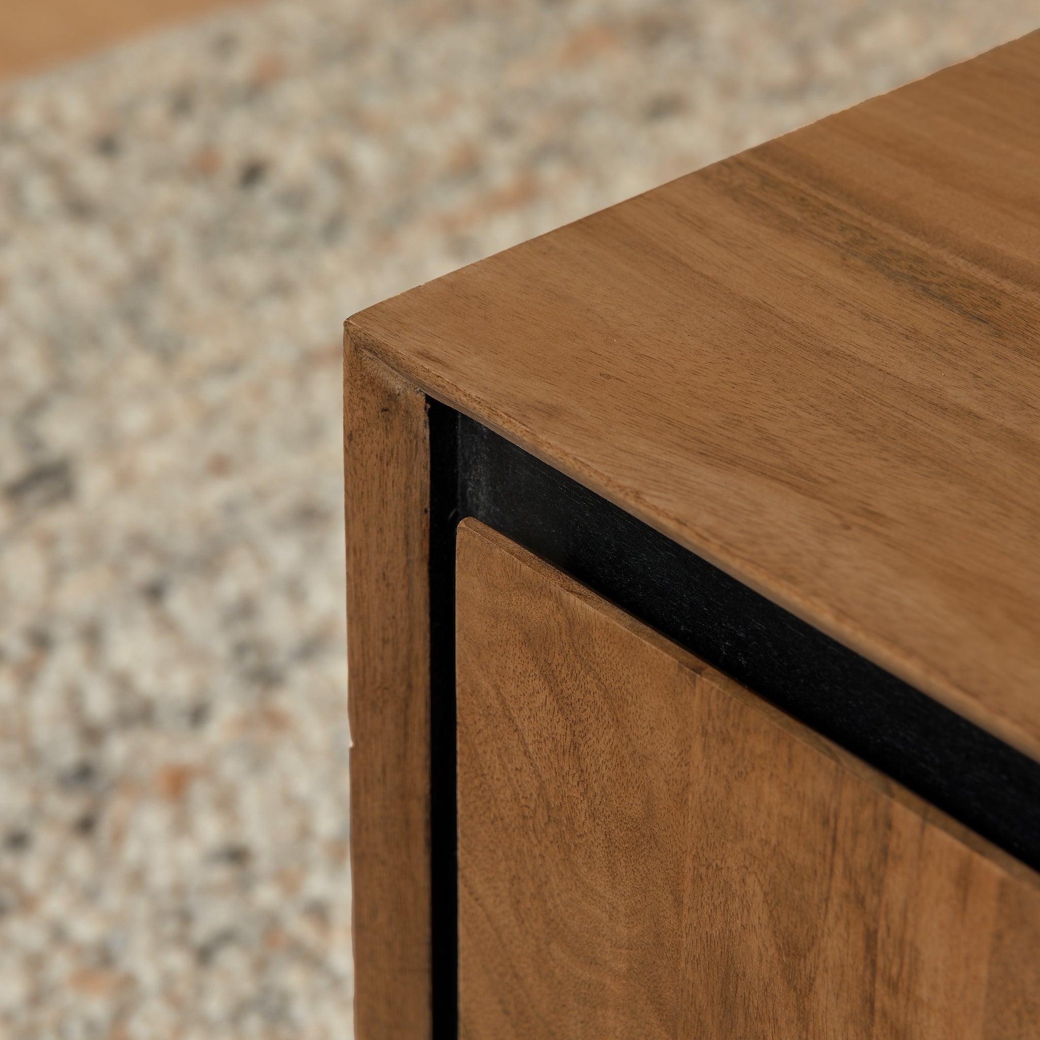 Beistelltisch Rois Mango Natur 60x60x40 cm – moderner Couchtisch mit Stauraum & Holzstruktur-Design