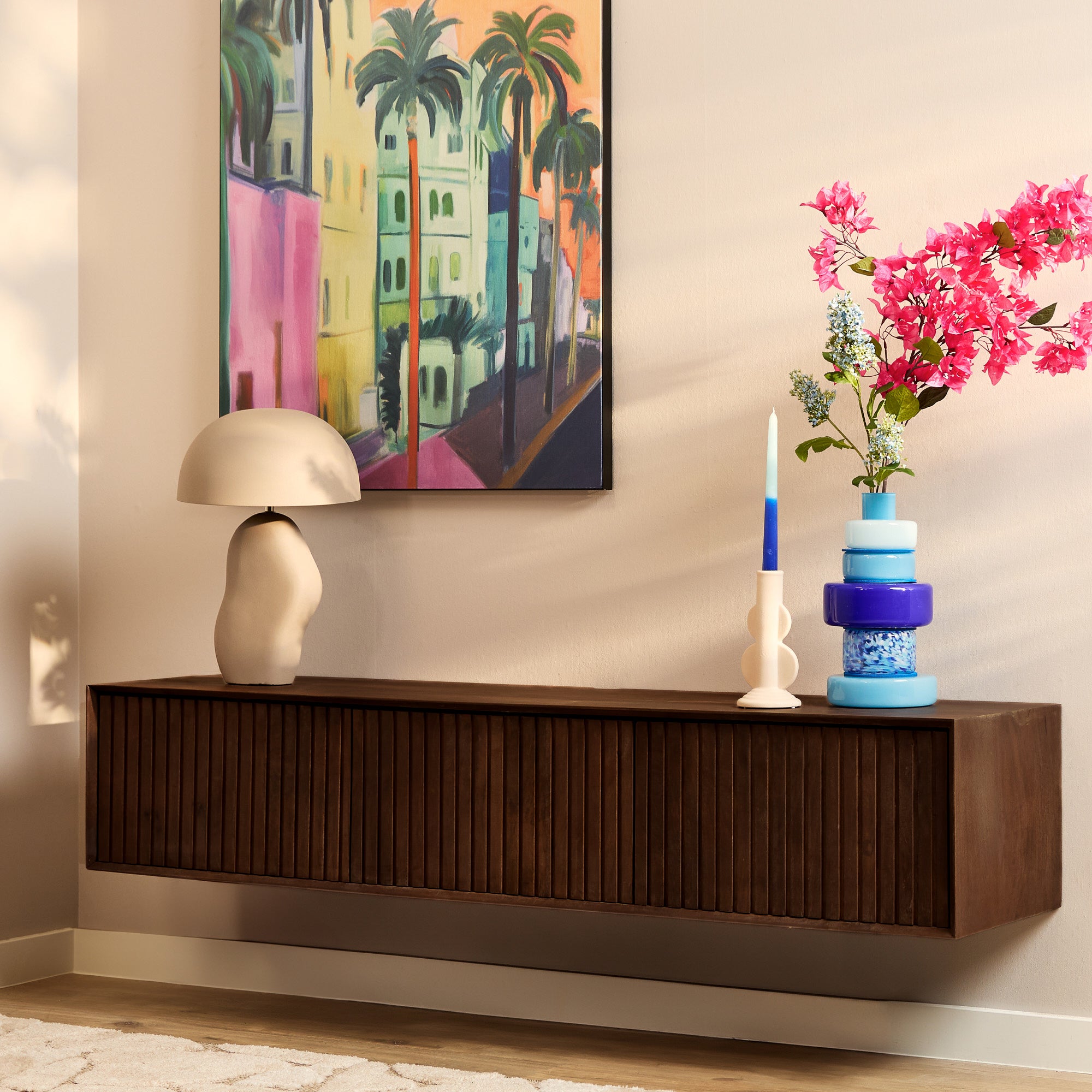 TV-Möbel Mandy Braun – Schwebendes Lowboard aus Mangoholz mit Lamellentüren, 160 x 35 x 30 cm, modernes Push-to-Open TV-Board