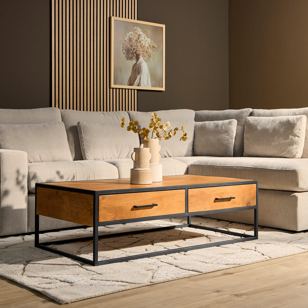 Couchtisch Delta Natur – Mangoholz mit 2 Schubladen & Metallgestell Schwarz, 130 x 70 x 40 cm