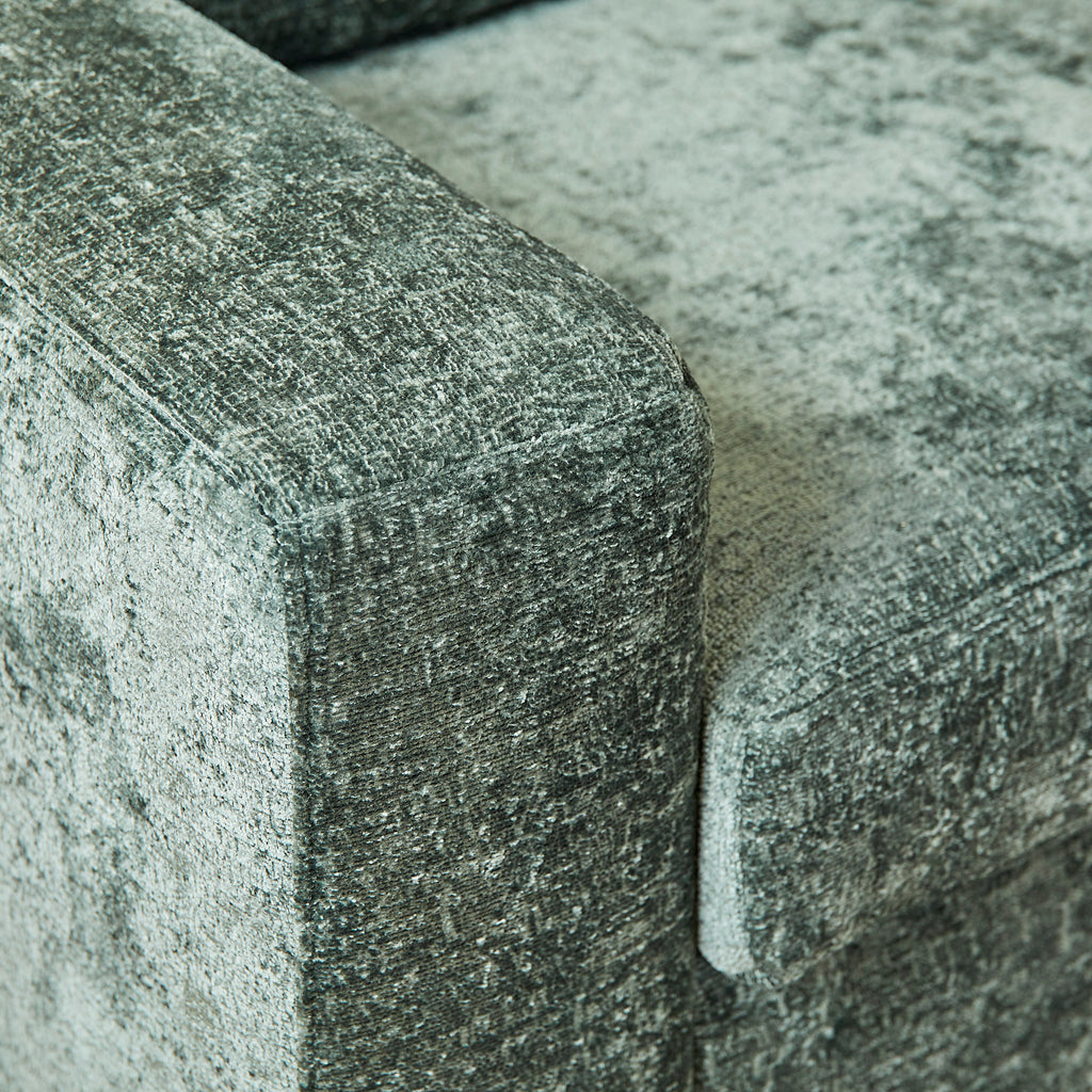 Sofa Veronika Grün 264x192x84 cm – 2,5-Sitzer Ecksofa mit abgerundetem Ottomane Rechts -  von MeinLieblingsplatz